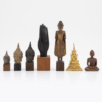 Buddhaskulpturer Sex Stycken Samt Hand Brons Och Tr Thailand Tal Bukowskis