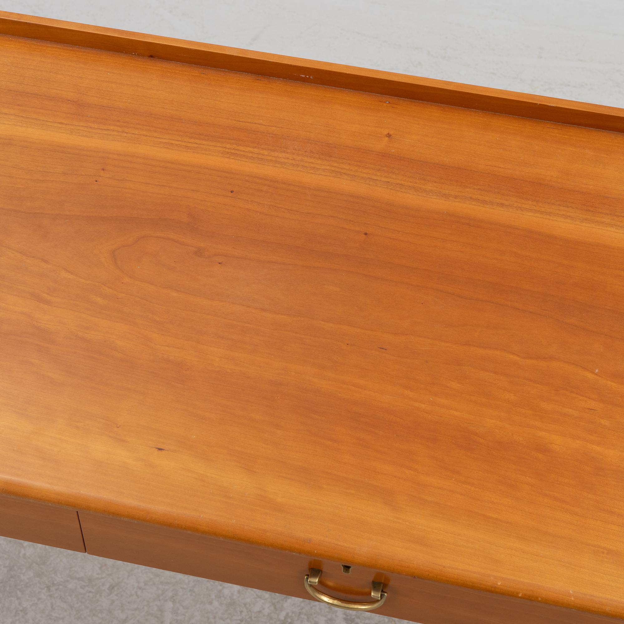Josef Frank, skrivbord, modell B 2115, Firma Svenskt Tenn, efter 1985.