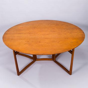 PETER HVIDT & ORLA MØLGAARD NIELSEN, a mid-20th-centurry dining table for France & Son, Denmark.