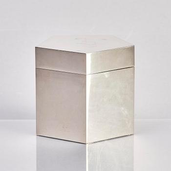 Wiwen Nilsson, burk med lock, sterling silver, Lund 1962.