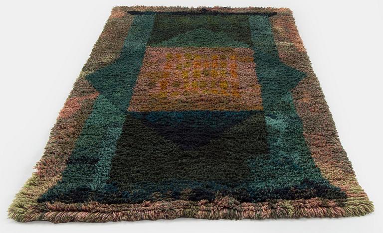 Uhra-Beata Simberg-Ehrström, ryijy, malli Suomen Käsityön Ystävät. Noin 201 x 120 cm.
