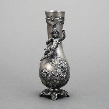 VAS, Wurtembergischee Metallwarenfabrik (WMF), nysilver, Tyskland, 1900-talets första hälft.