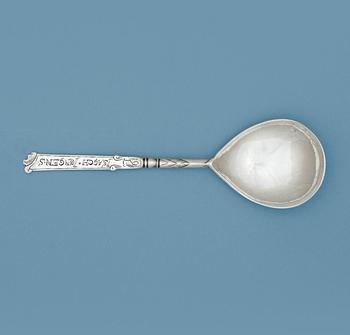 910. A Scandinavian 17th century spoon, possibly, unidentified makers mark.