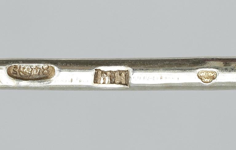 TESKEDAR, 12st, förgyllt silver, sannolikt Ivan Sergeyevich Lebedkin, Moskva, Ryssland, tidigt 1900-tal.