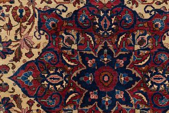 MATTO, semi-antique silk Kashan, ca 200 x 129 cm.