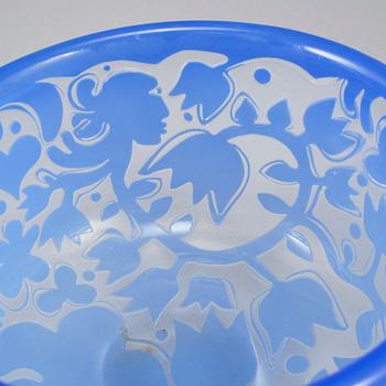 BERTIL VALLIEN, a glass bowl from Boda Åfors, 1988.