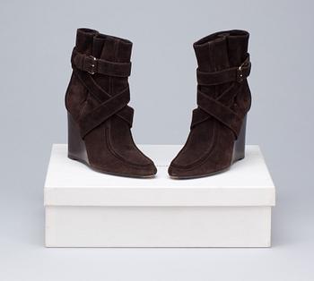 SKOR, Balenciaga.