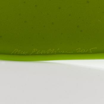 ANU PENTTINEN, an art glass signed Anu Penttinen 2015. Nounou Design.