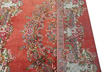 A carpet, Tabriz, c. 410 x 199 cm.