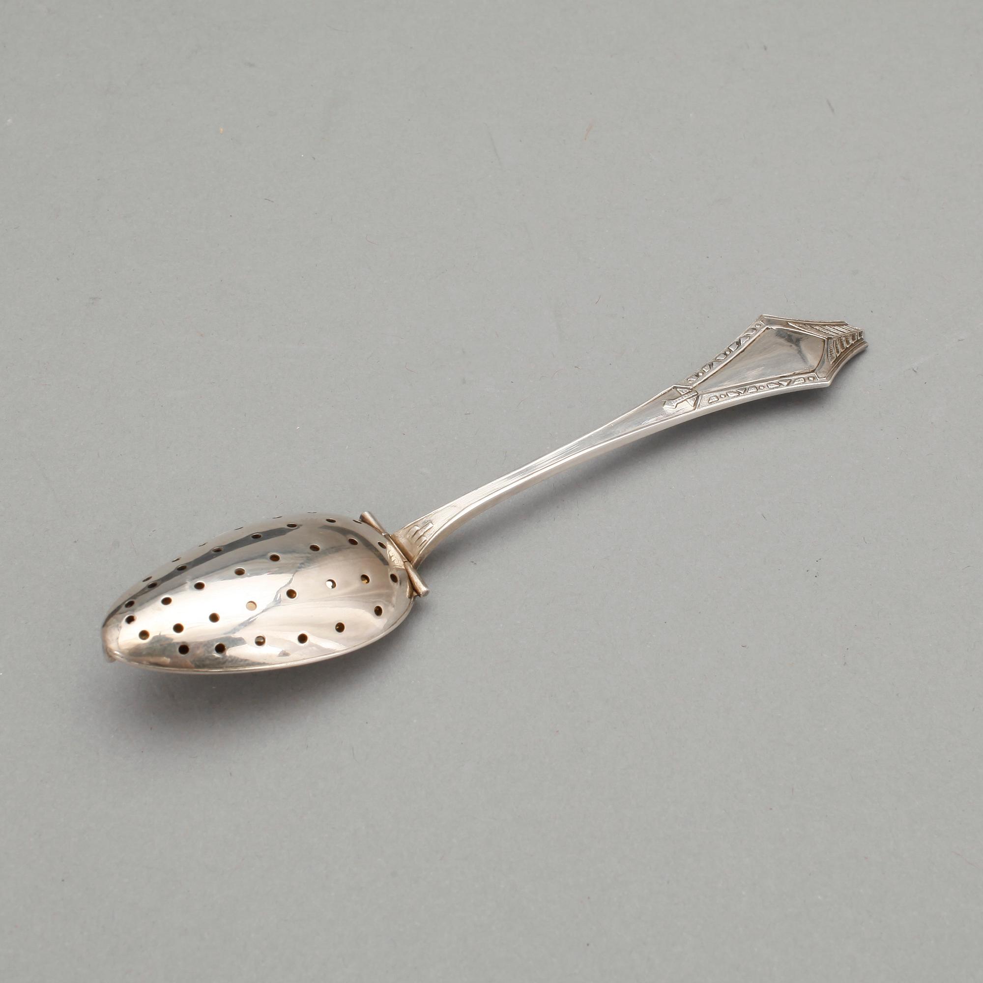 SKEDAR, 6+12 SAMT TESIL, silver, Finland 1924-30. Tot ca 530 gram.