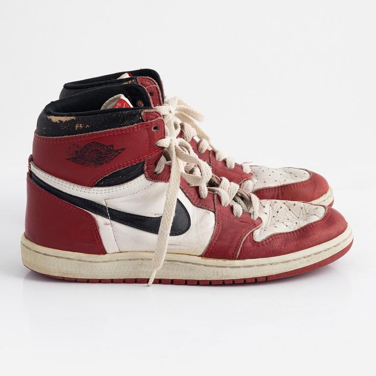 Sneakers, "Air Jordan 1 Chicago", Nike, 1985.