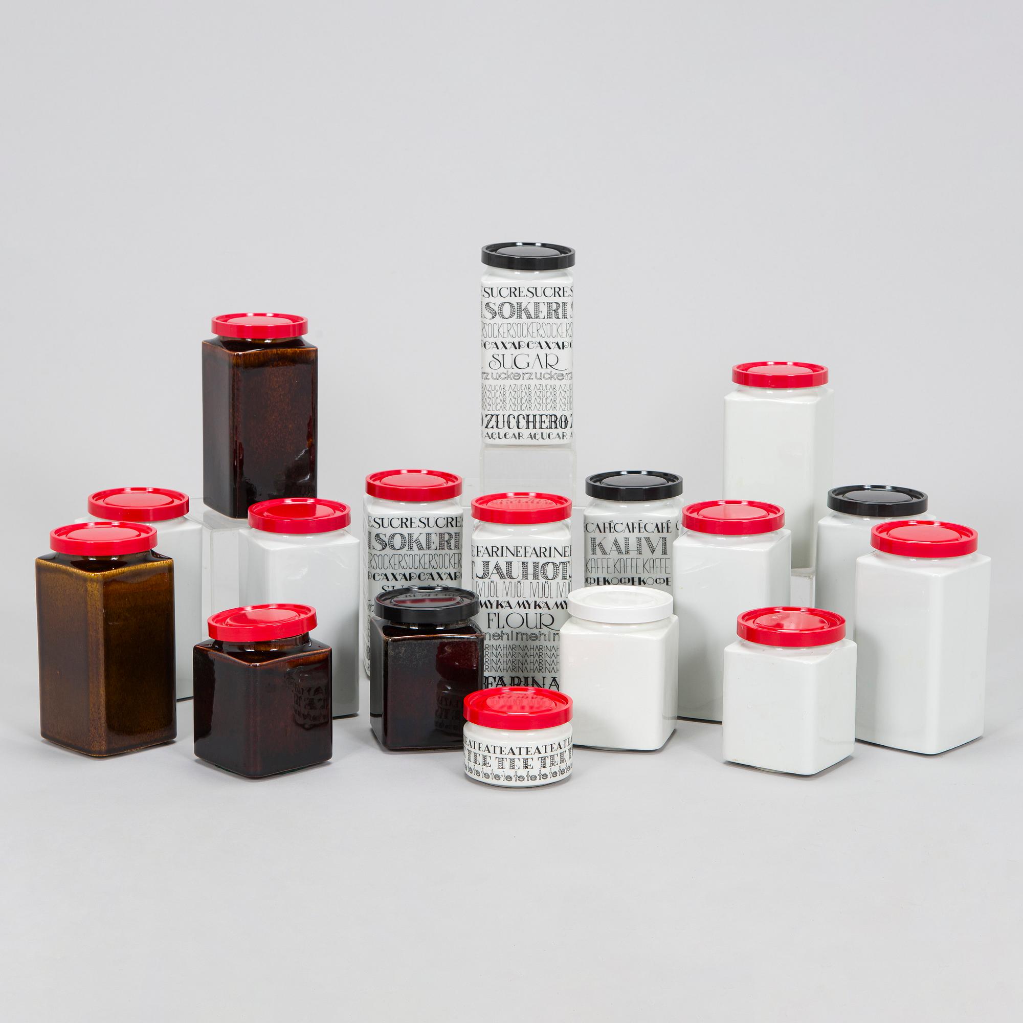 Esteri Tomula, purkkeja 17 kpl, "FF", keramiikkaa, Arabia 1960-luku.