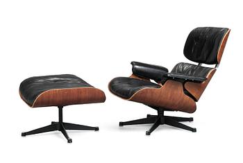 805. FÅTÖLJ MED FOTPALL "Lounge Chair", Charles & Ray Eames, Herman Miller, USA, licenstillverkad av Hille, London.