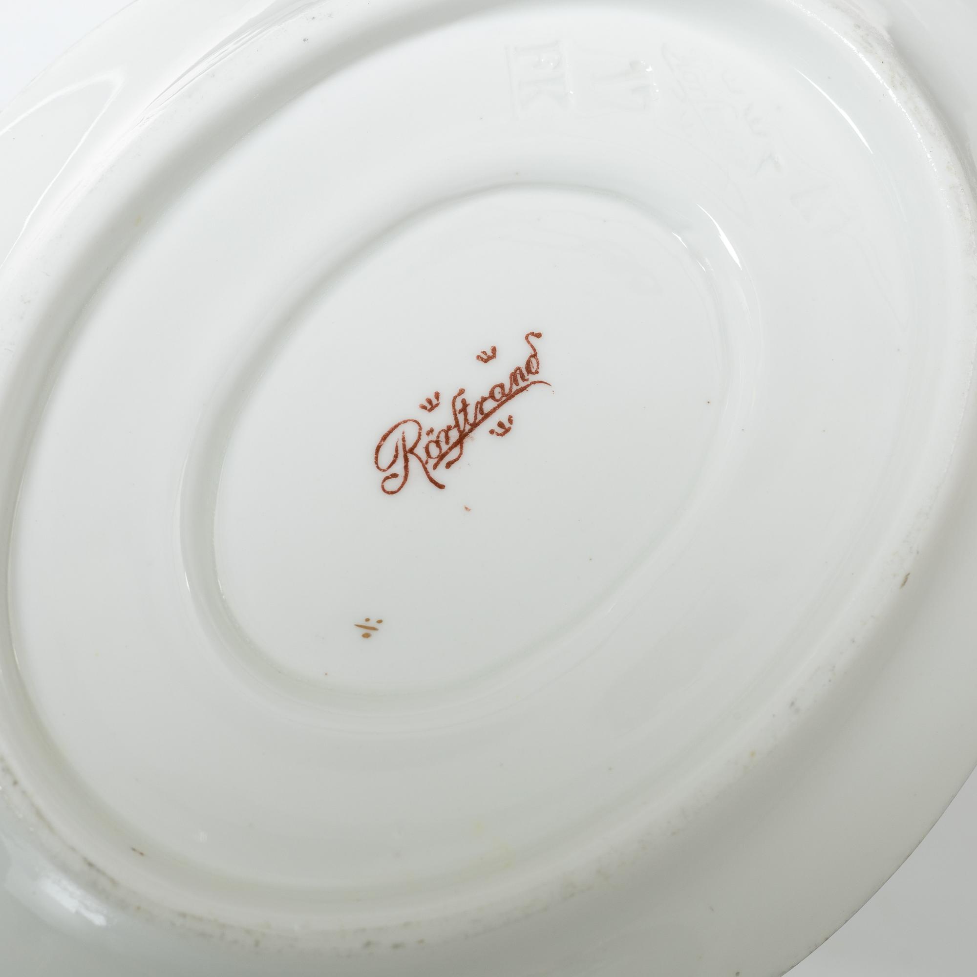 Alf Wallander, a 69 pieces dinner service, porcelain, "Fjäril", Rörstrand, early 20th century.