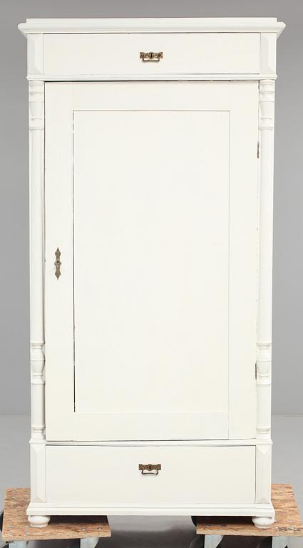 LINNESKÅP, 1800-talets slut.