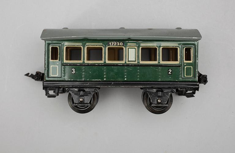 TÅGSET, 5 delar + räls, Märklin, 1900-talets första hälft.