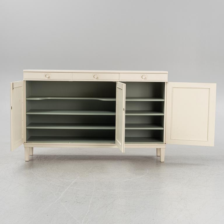 Carl Malmsten, sideboard, "Herrgården", 1900-talets andra hälft.