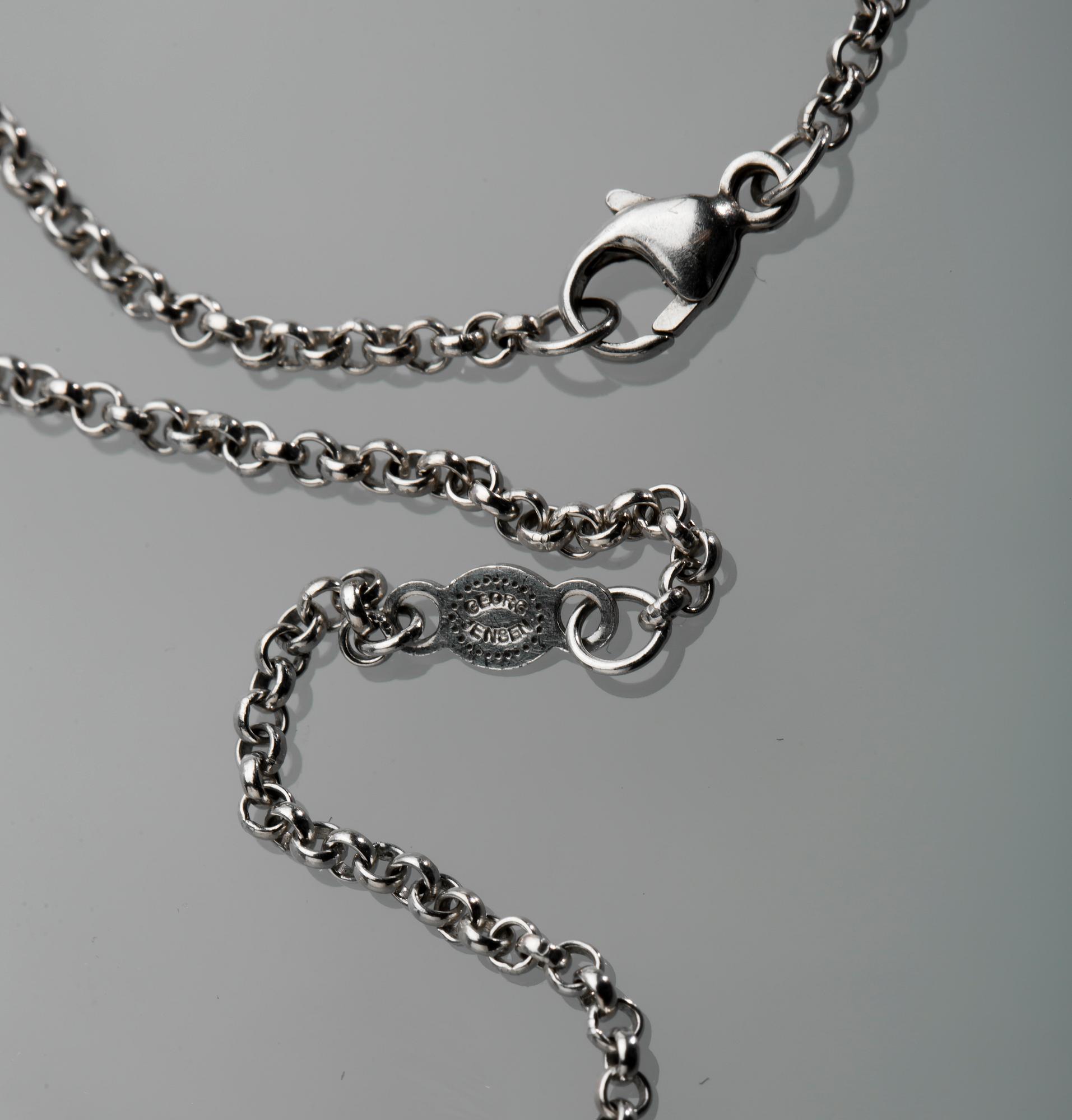 HALSMYCKE, sterlingsilver, Helle Damkjaer för Georg Jensen, Danmark, 2010. Vikt ca 26 g.