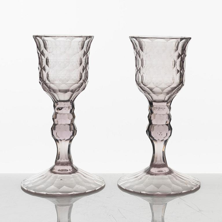 A pair of Anglo-irish cut-glass goblets, first part of the 19th century.