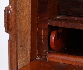 CHIFFONJE, 1800-talets mitt.