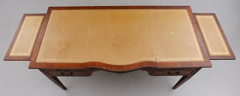 SKRIVBORD, England, 1900-talets andra hälft.