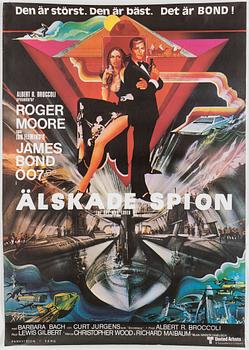 A James Bond movie poster, offset, 'Älskade spion' ('The Spy Who Loved Me'), United Artists, Tryckeri AB Småland, 1977.