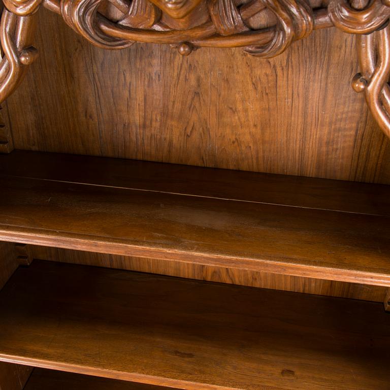 Bokhylla, jugend, Sverige ca 1900. Okänd formgivare.