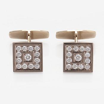 Cufflinks, brilliant cut diamonds, 18K white gold.