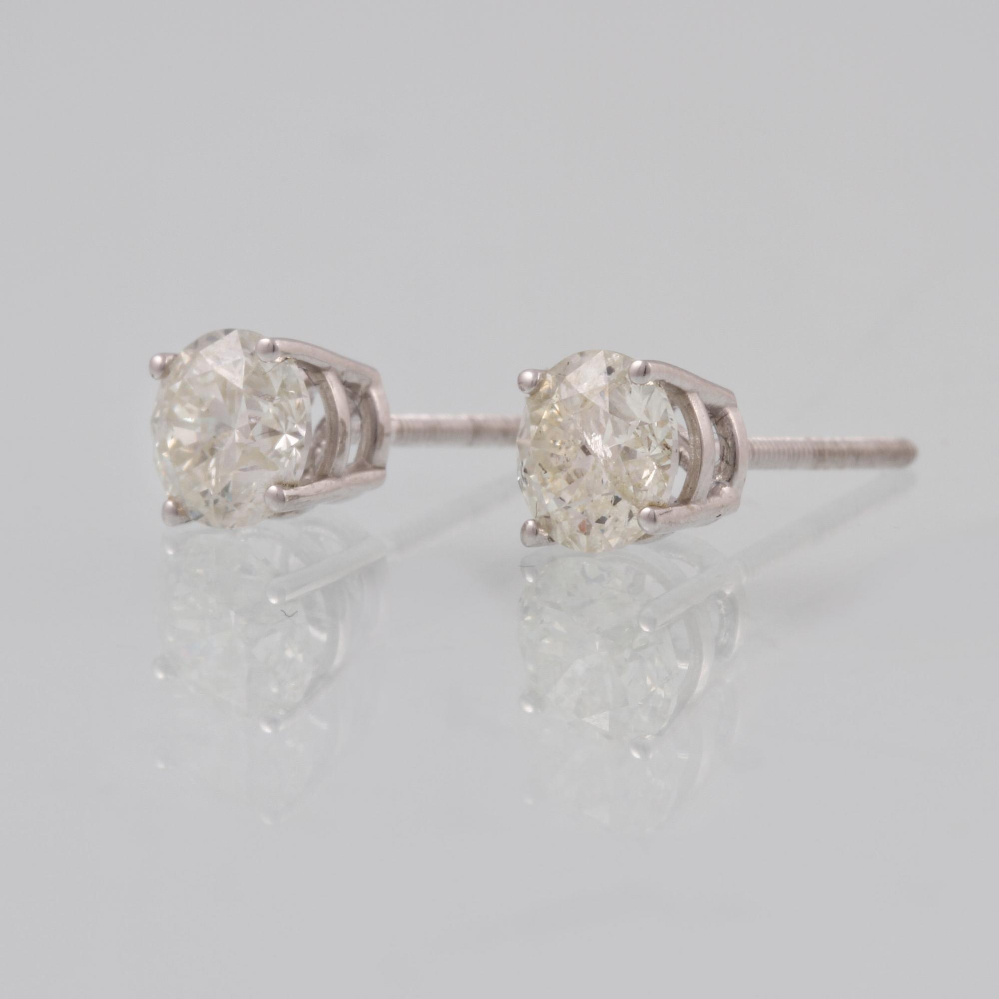 ÖRHÄNGEN, 14K vitguld med briljantslipade diamanter ca 1.00 ct. Vikt 0,9 gram.