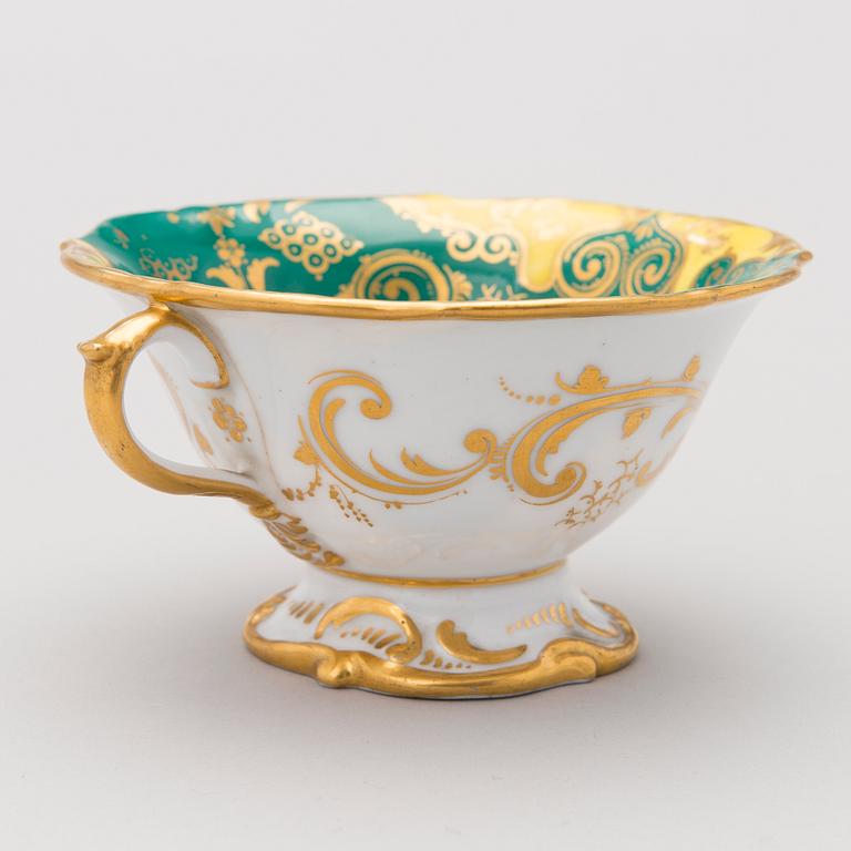 A Russian tea cup Kornilov Brothers, St. Petersburg 1840-1860.