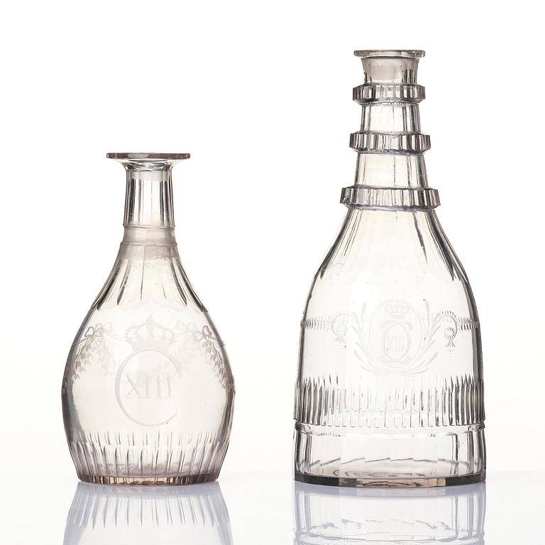 A 12 part glass service engraved by Anders Spolander, with the monogram of Carolus XIII, Reijmyre Sweden, 1810’s.