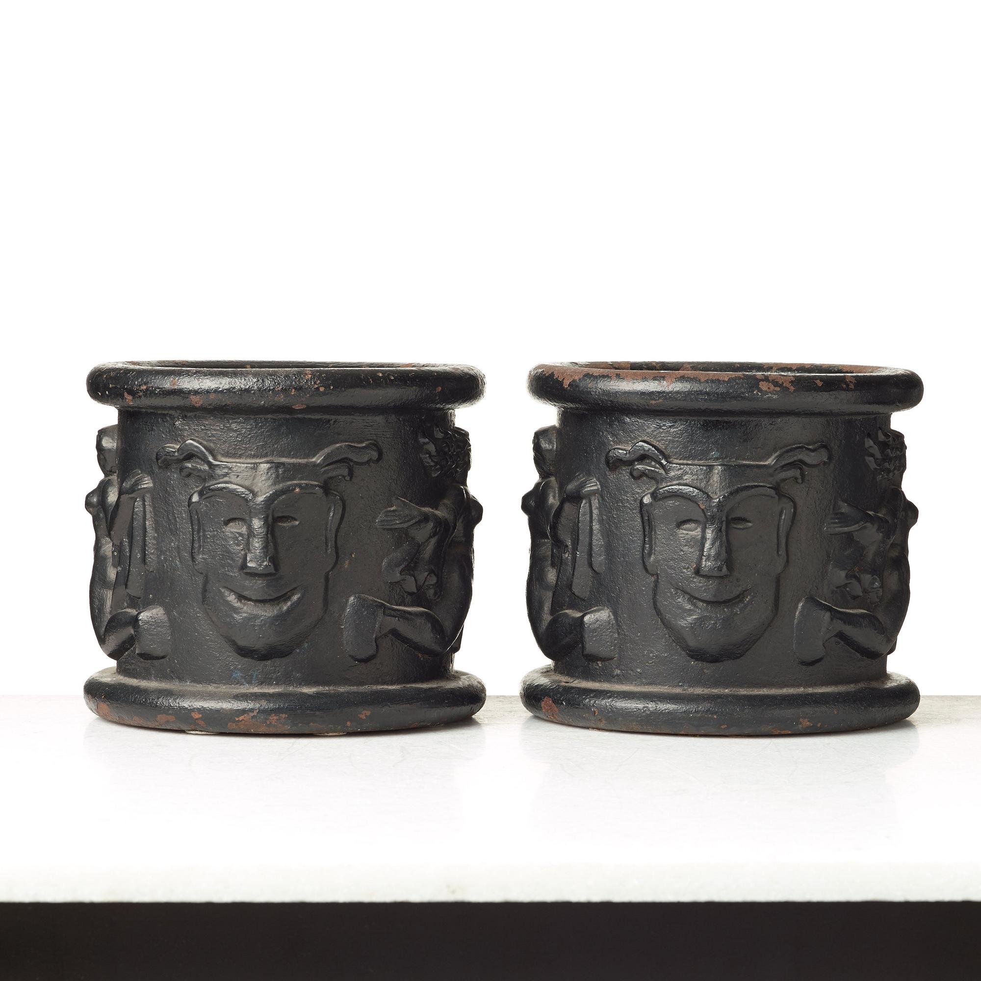 Anna Petrus, a pair of Swedish Grace cast iron jardinières "Blomkruka nr 1", Näfveqvarn, Sweden.