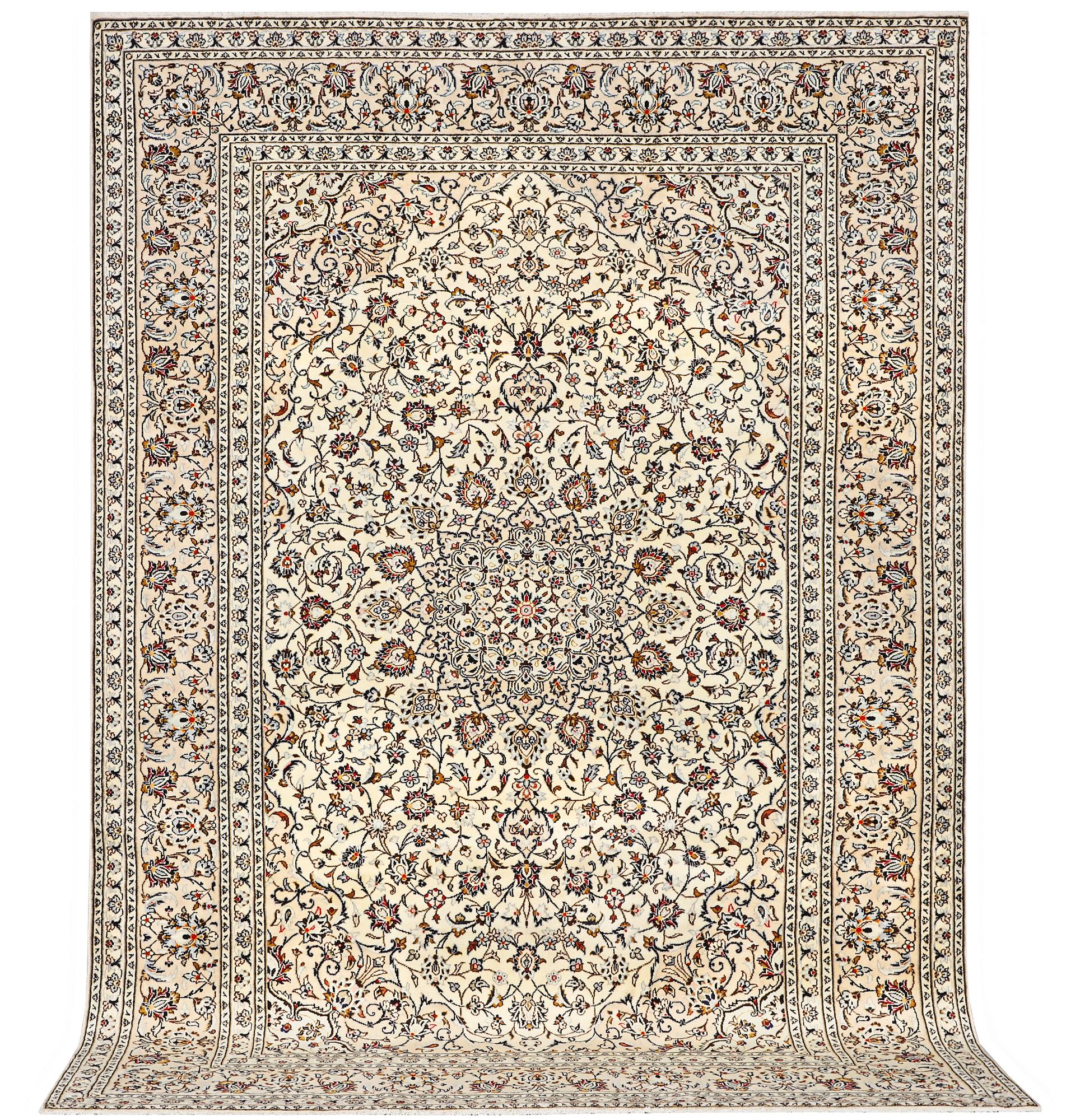 A Kashan carpet, c.355 x 243cm.