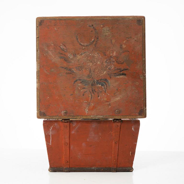 Box. Folk art, Jämtland, 18th/19th century.