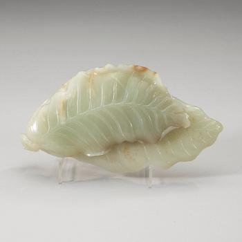 A nephrite brush washer, China.