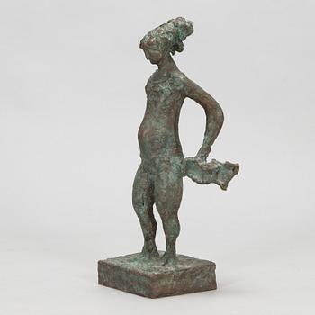 Kari Juva, Pregnant woman.