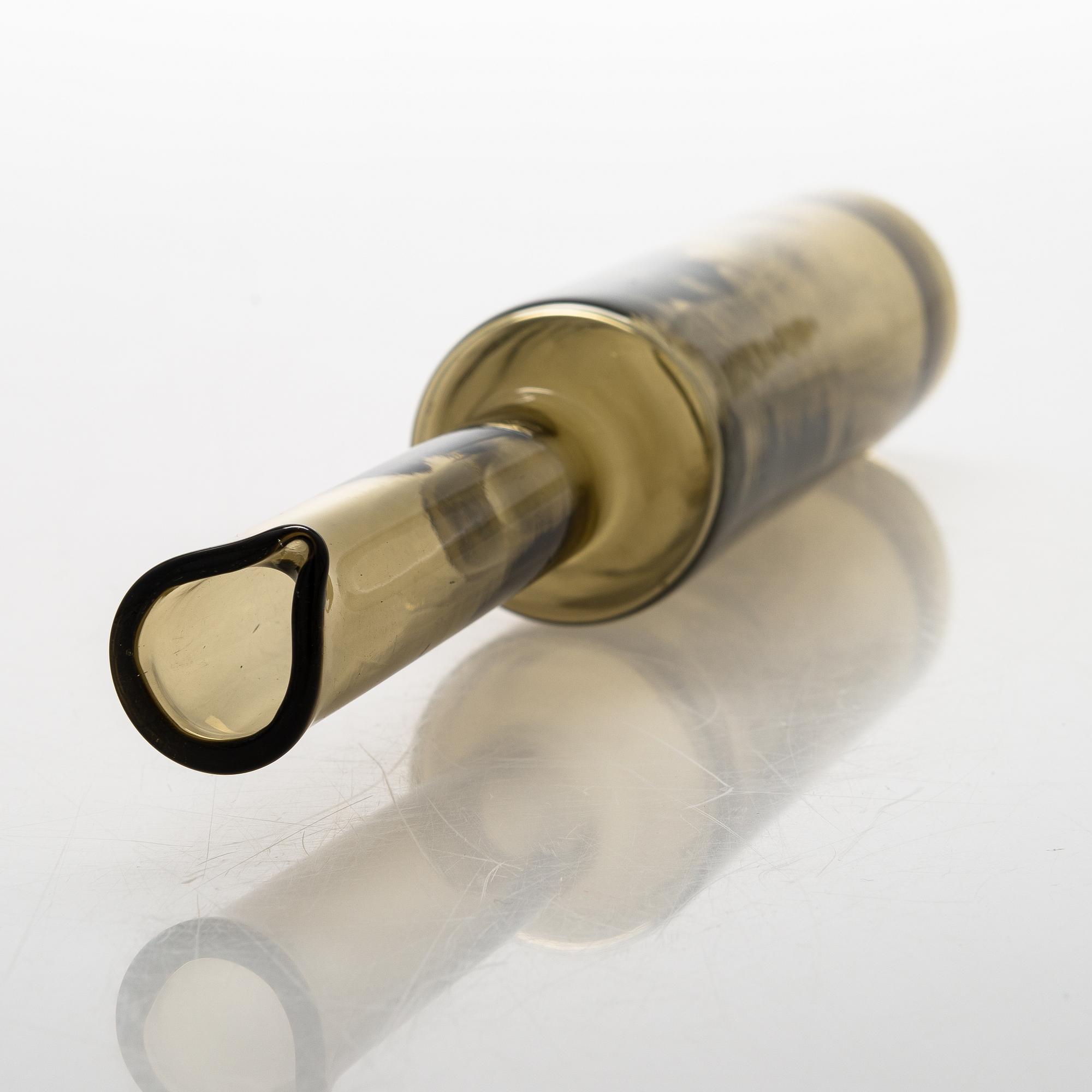 anny Still, a bottle signed Riihimäen Lasi O.Y Nanny Still.