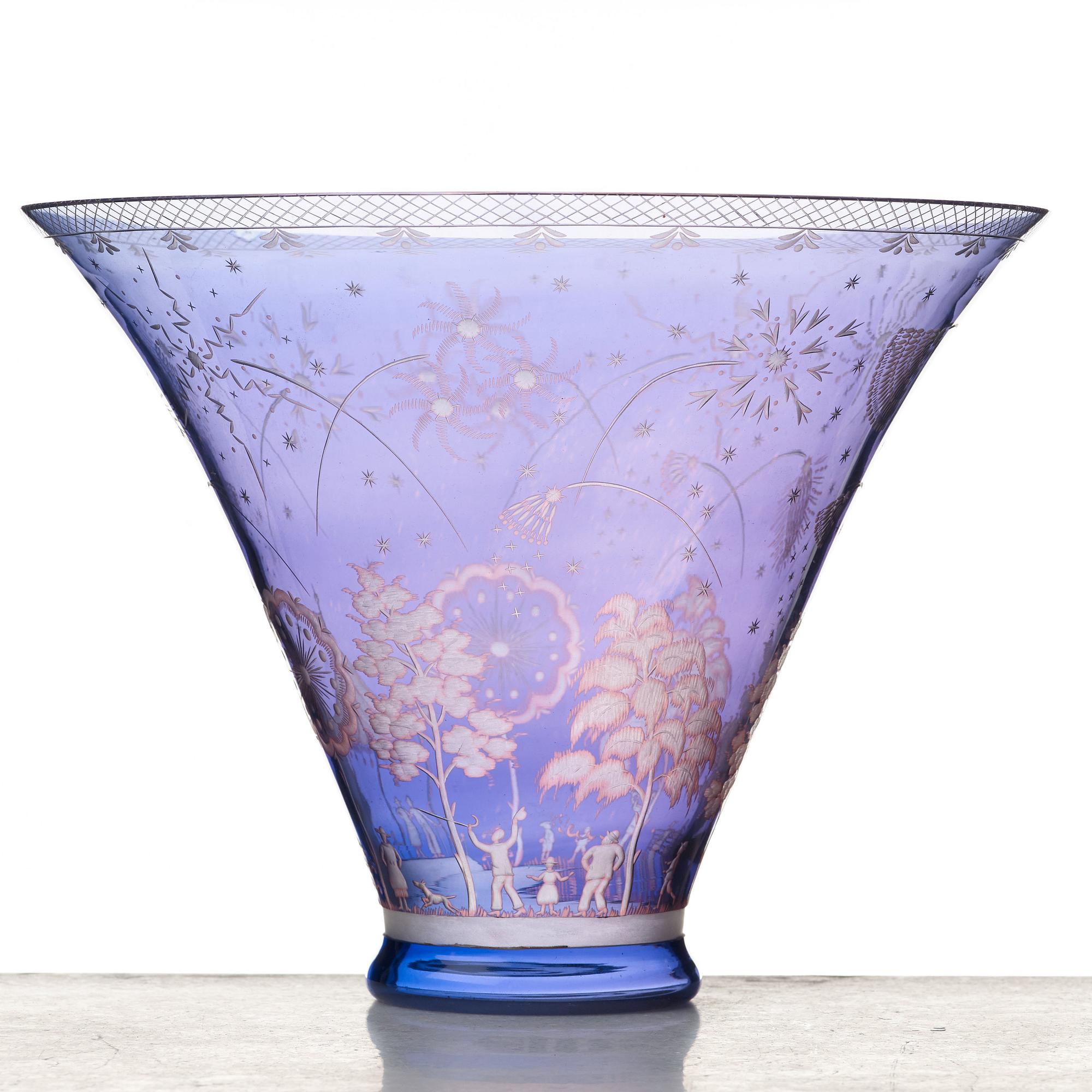 Edward Hald, an engraved glass bowl "Fireworks", Orrefors, Sweden 1945.