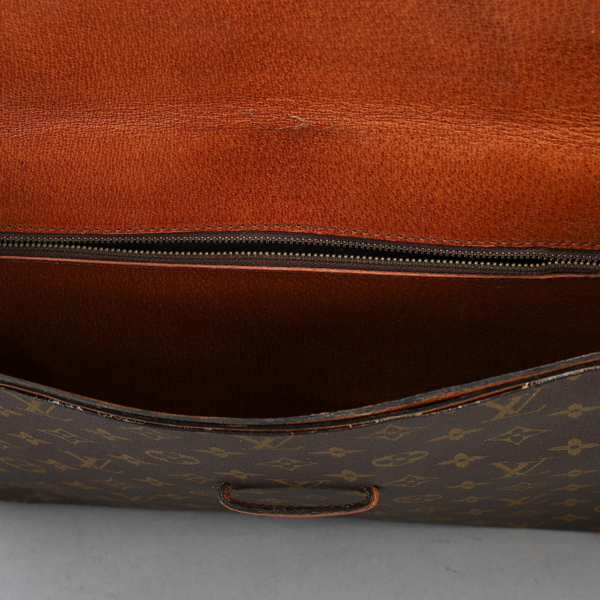 LOUIS VUITTON, 'Poche Ministre'.