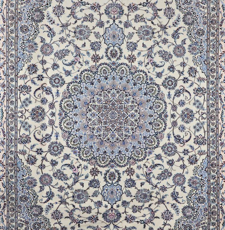 MATTA, Nain 6 LAA, part silk, ca 325 x 250 cm.