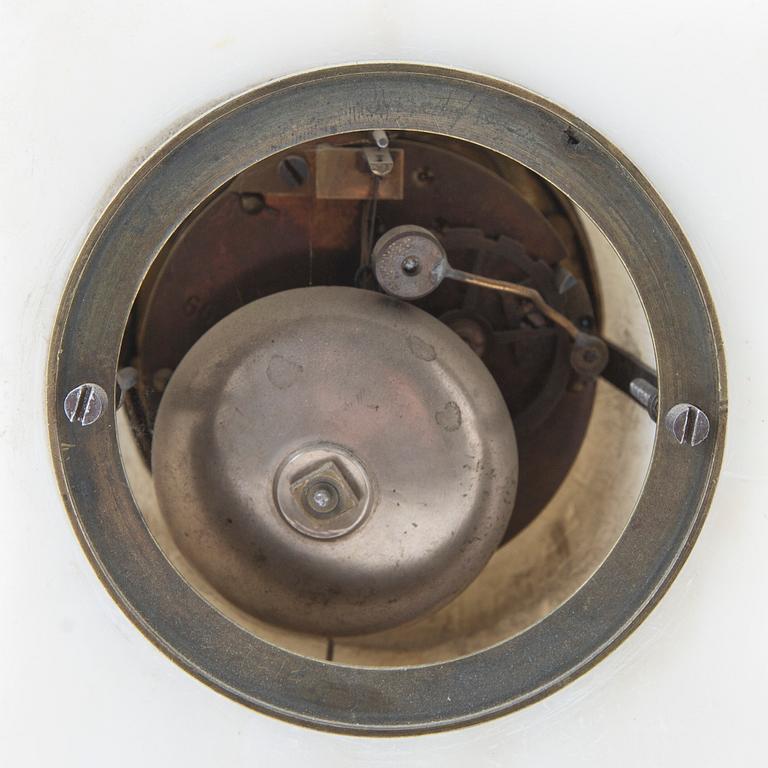 Table pendulum clock, Empire, 19th century.