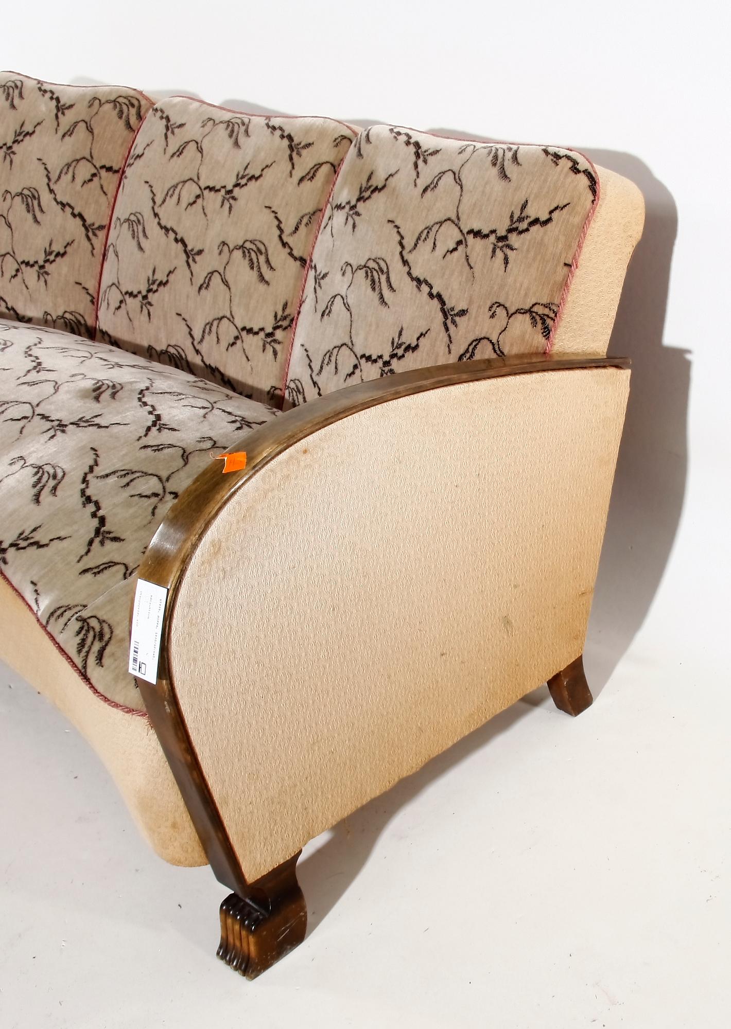 SOFFA samt FÅTÖLJER, 3 delar, 1930-tal.
