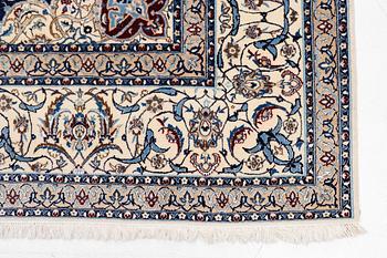 Carpet, Nain, 263 x 370 cm.