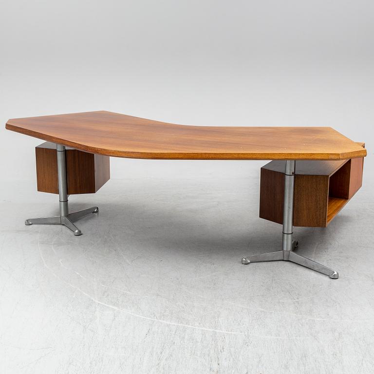 OSVALDO BORSANI, executive desk with armchair, Tecno Italy, 1970's.