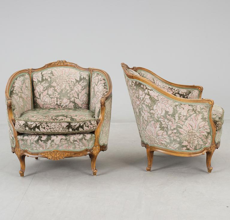 BERGÈRER, ett par, rokokostil, AB Larsson & Nilsson, omkring 1900-talets mitt.