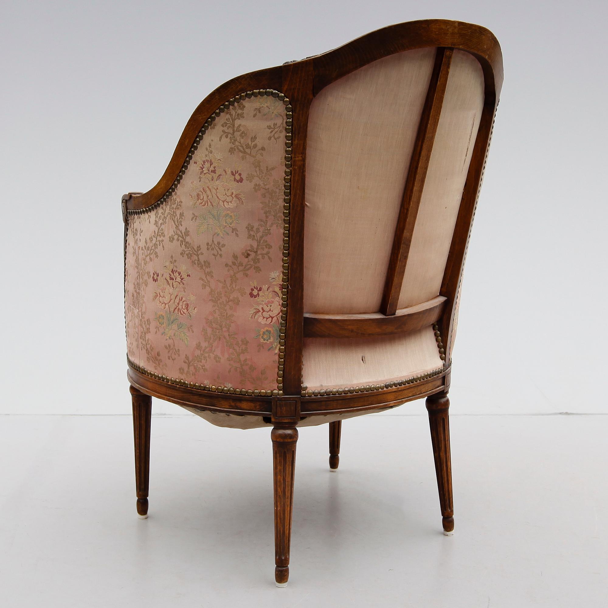 BERGÈRE, Louis XVI-stil, 1900-talets första hälft.
