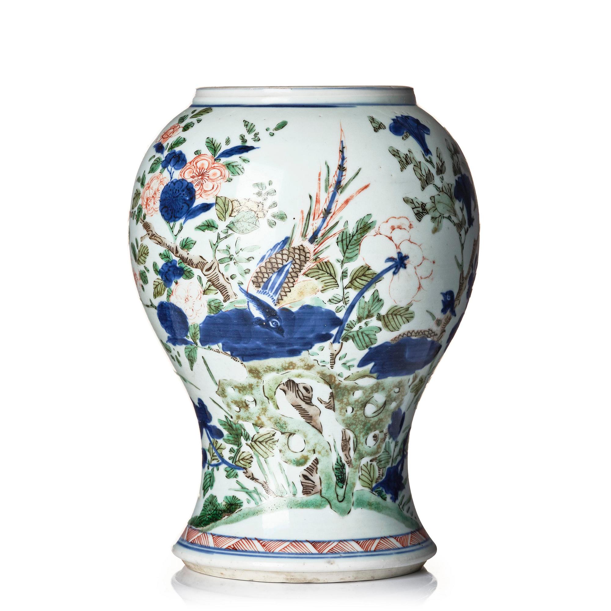 Vas, porslin. Qingdynastin, Kangxi (1662-1722).