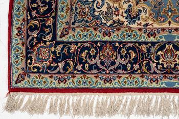 Carpet, Old Isfahan, approx. 150 x 103 cm.