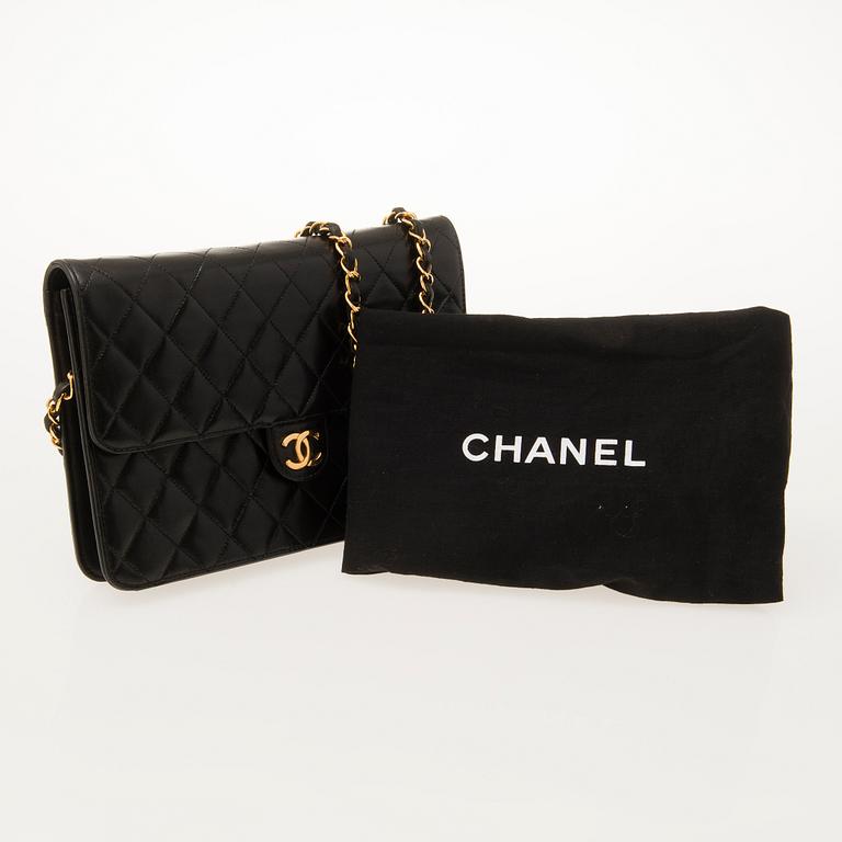 CHANEL, Single Flap Clutch / shoulder Bag.