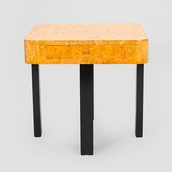 Birger Hahl, Pöytä ja tuolipari, J. Kutvosen Huonekalutehdas, Suonenjoki 1930-luku.